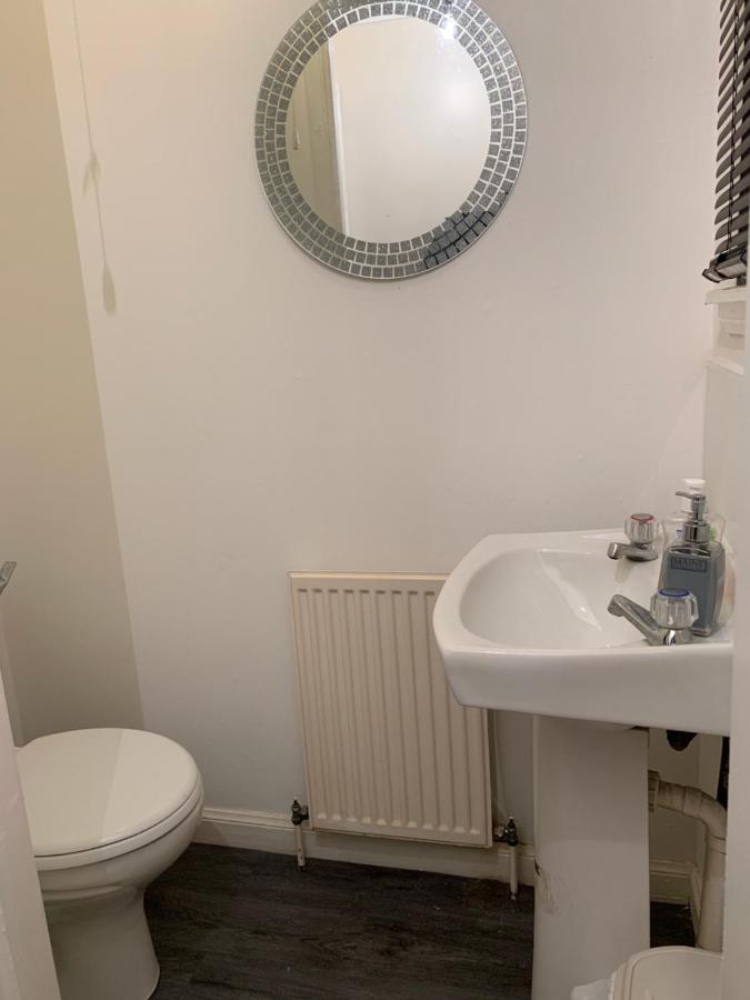 Dada Apartment Glasgow Extérieur photo